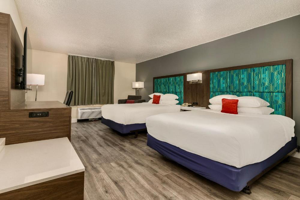 Queen Room with Two Queen Beds - Disability Access interior